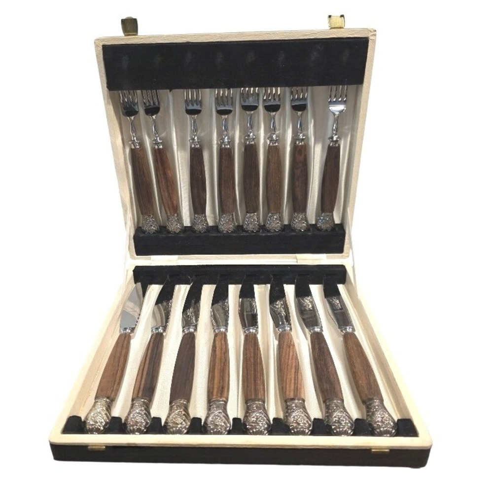 Rare Cork & Son Sheffield England Rosewood & Silver Capped Cutlery Set of 16 Box